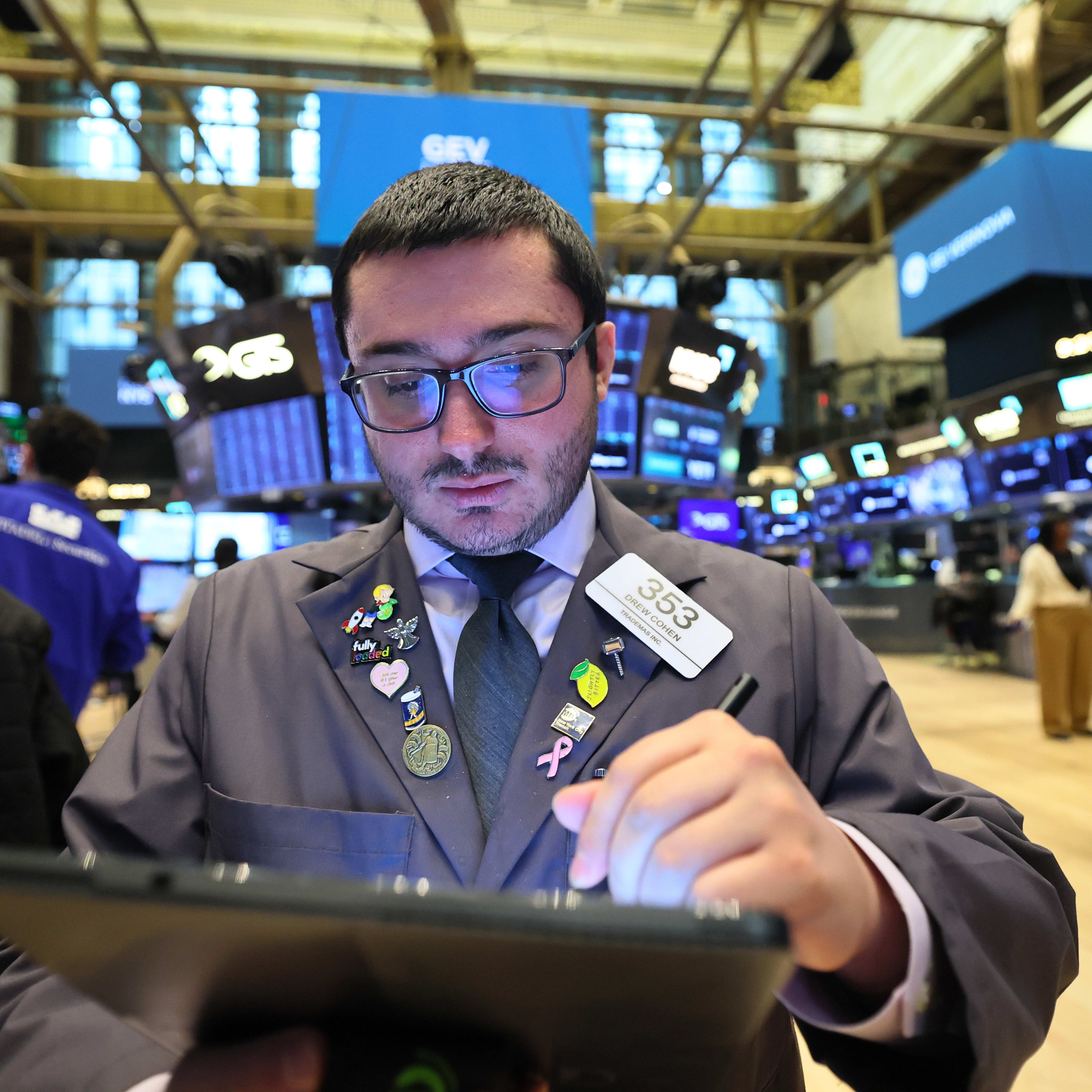 Major car rental company closes multiple locations unexpectedly TheStreet