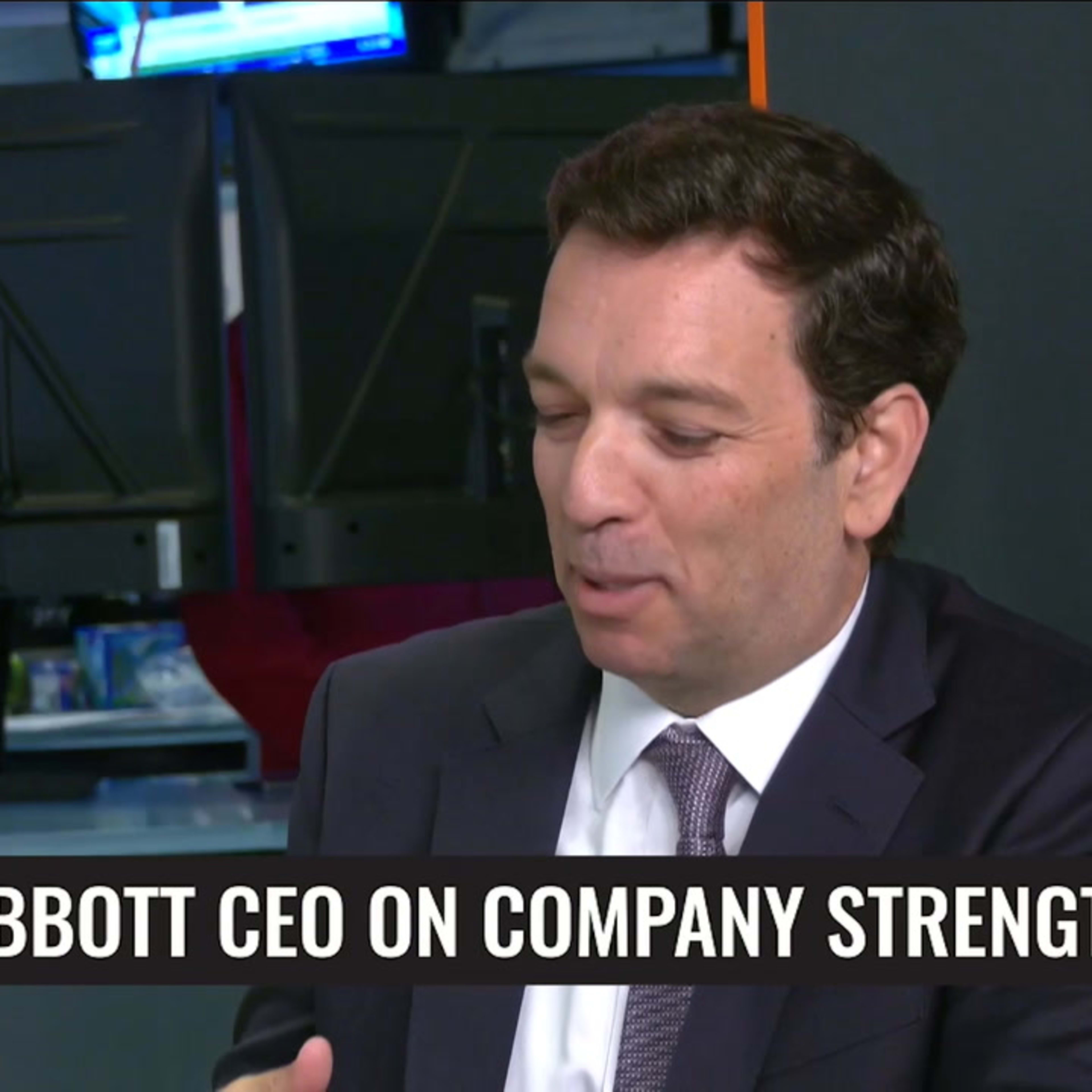 Abbott Labs CEO makes $2M bet as stock sinks