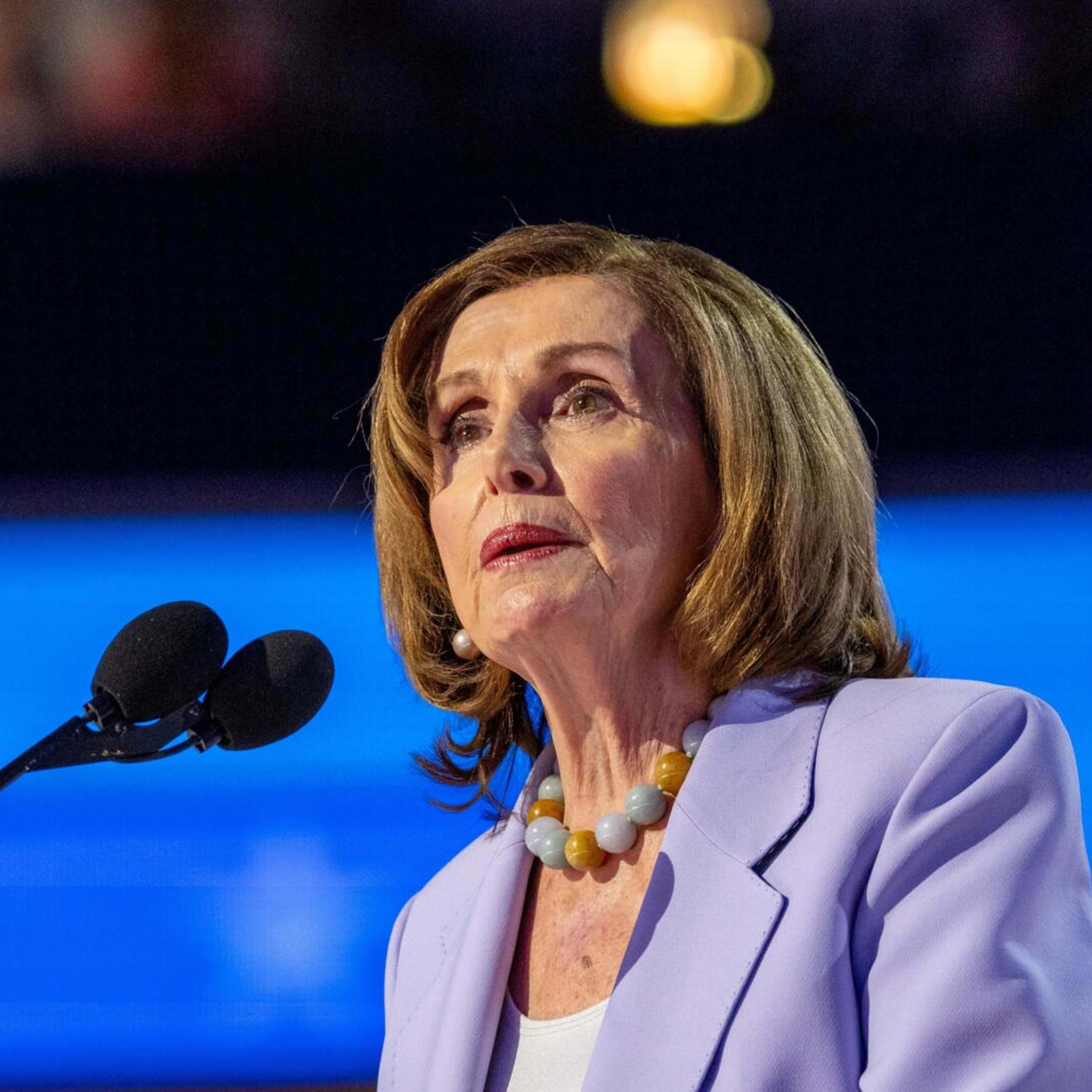 Nancy Pelosi bets big on 2 Dividend Stocks in 2026