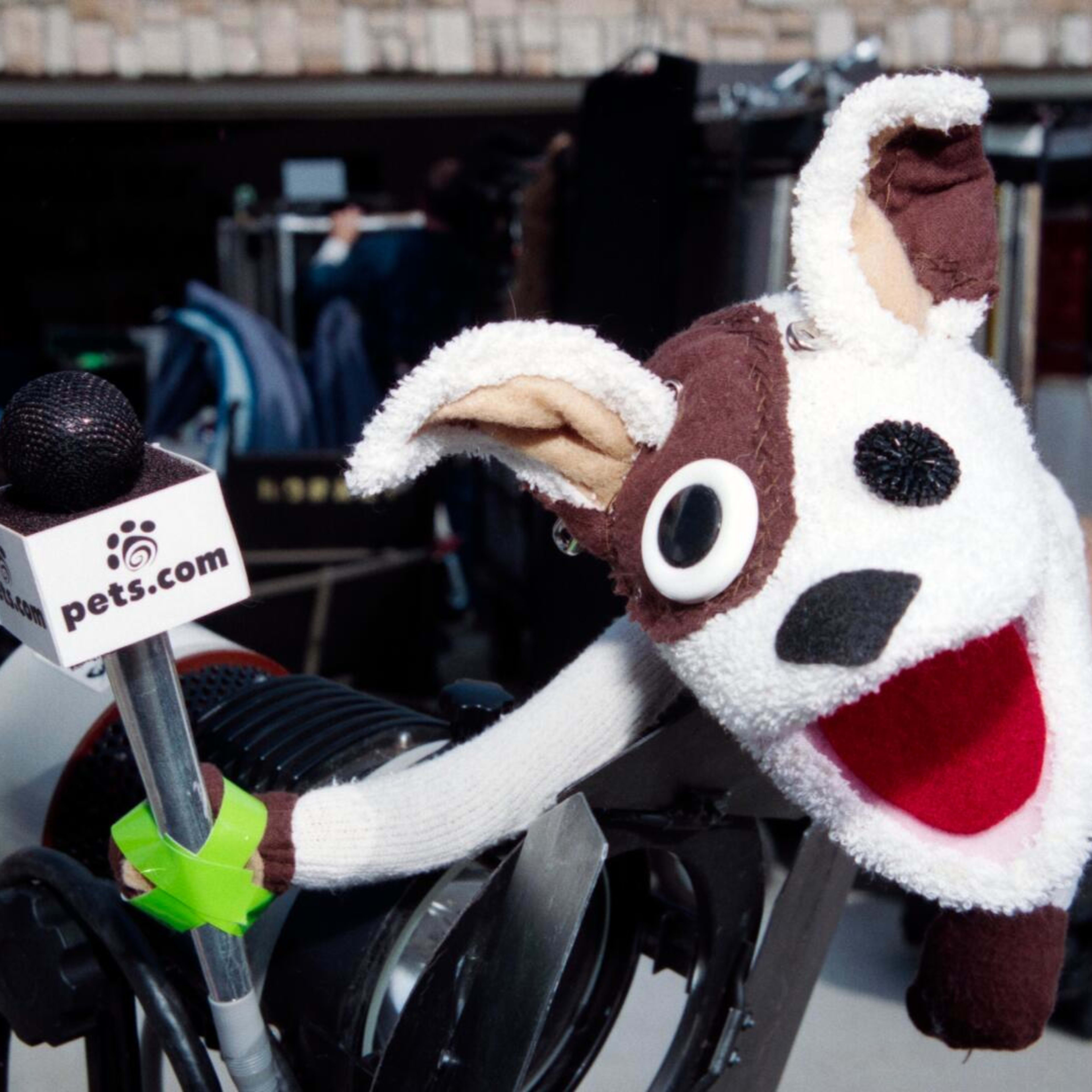 Super Bowl commercial curse sends warning on six stocks