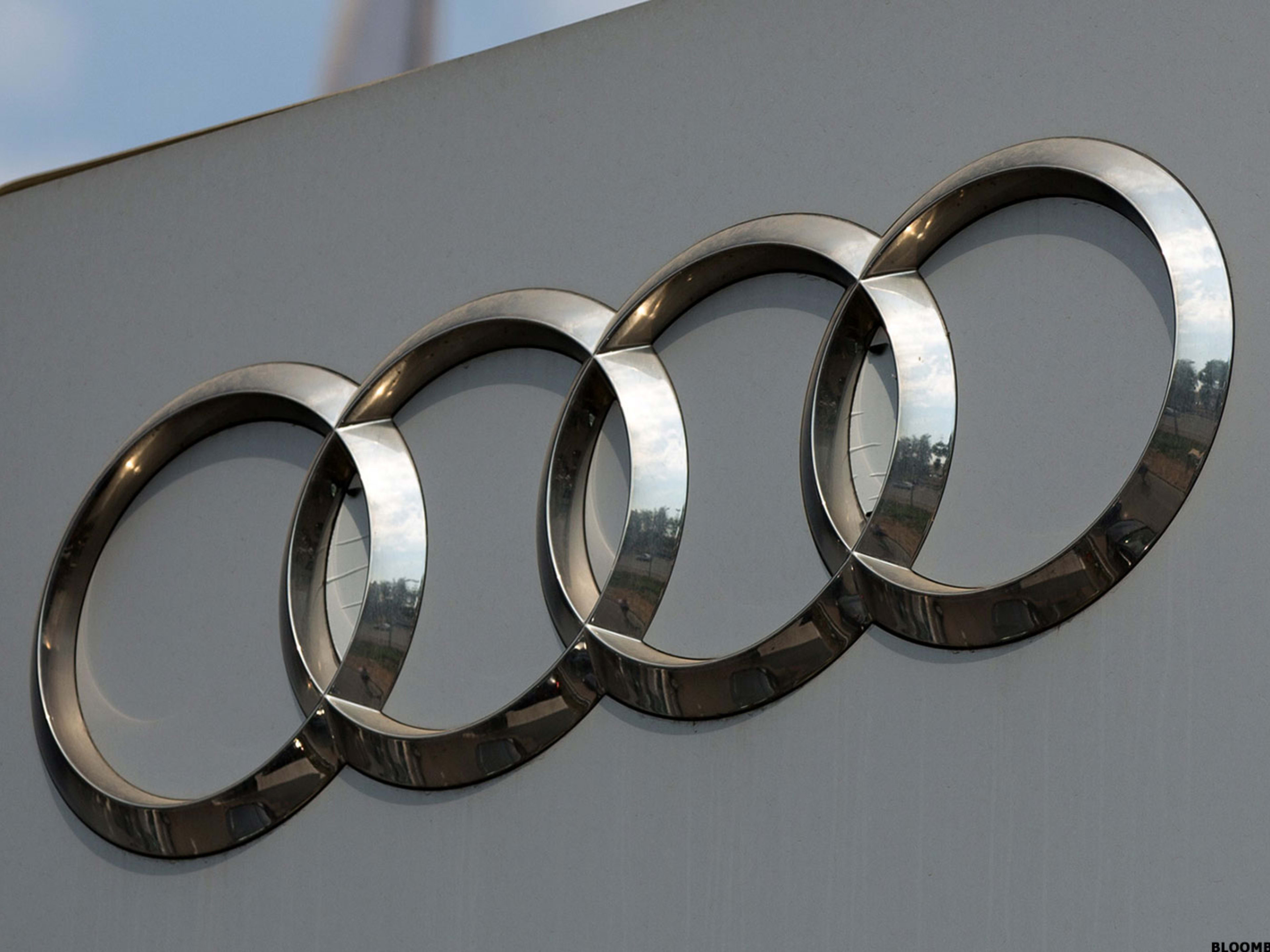 Articles by Anton Wahlman - TheStreet