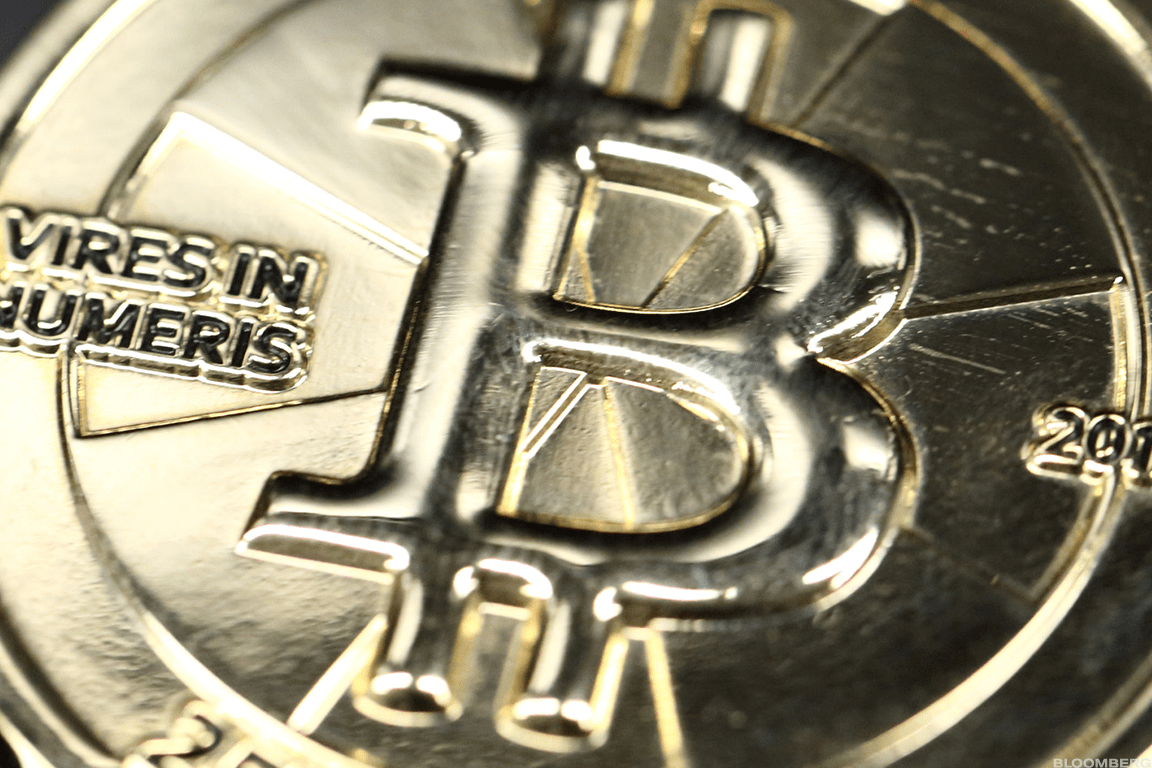 How the Dollar-Backed Crypto Tether Might Be Influencing the Price of  Bitcoin - TheStreet