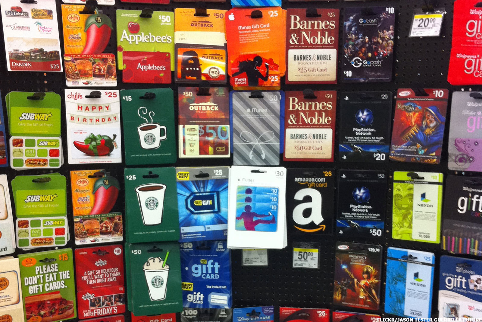 9 Holiday Gift Cards That Give You Something for Nothing - TheStreet