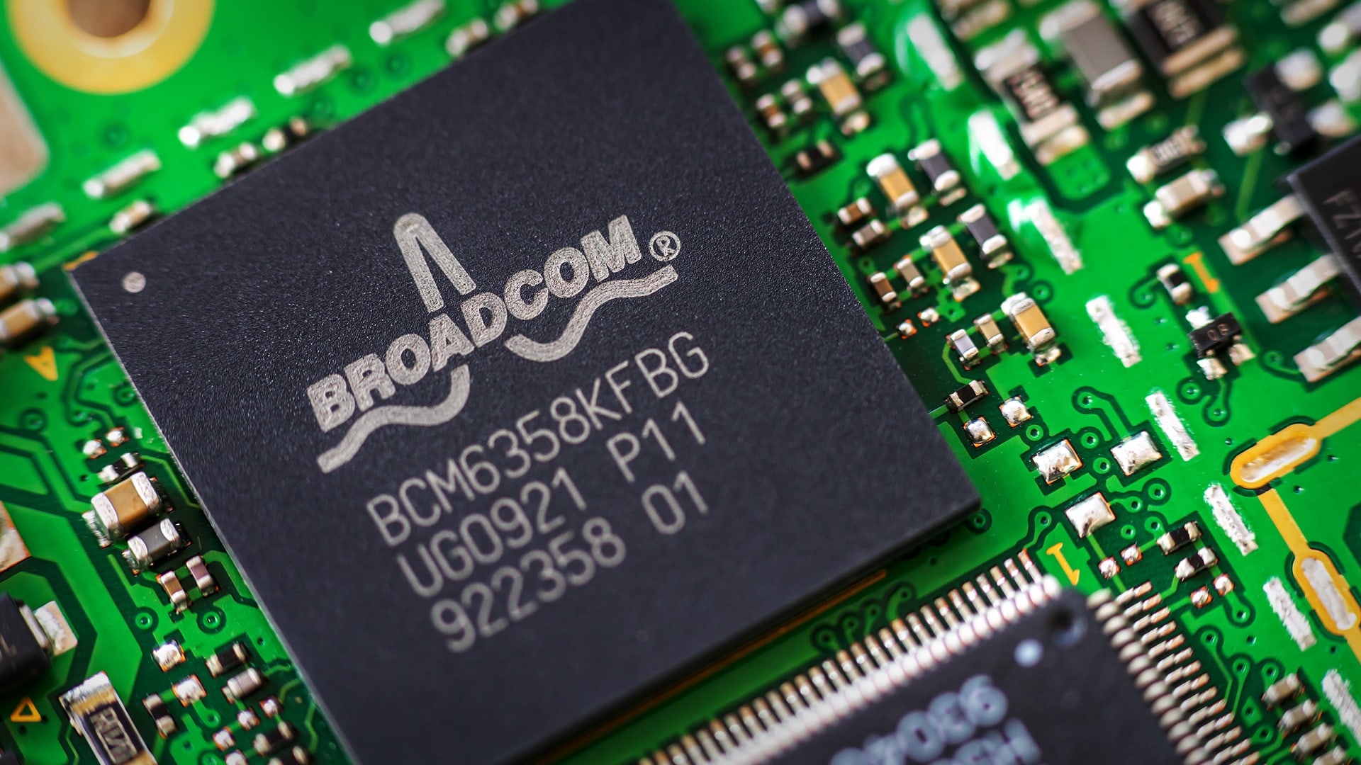 Bank of America resets Broadcom stock price target - TheStreet