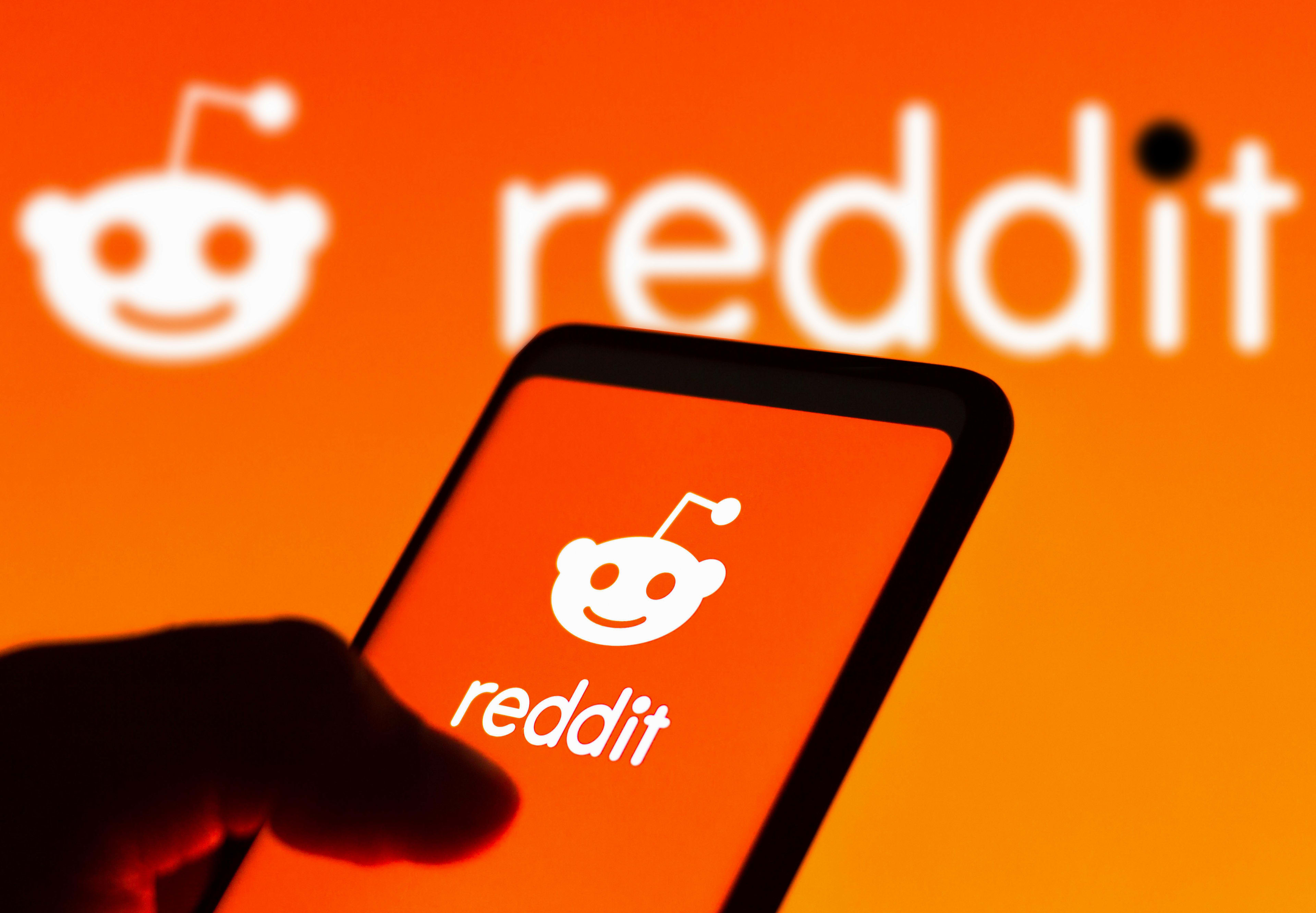 Analysts kick off Reddit stock price coverage after quiet period - TheStreet