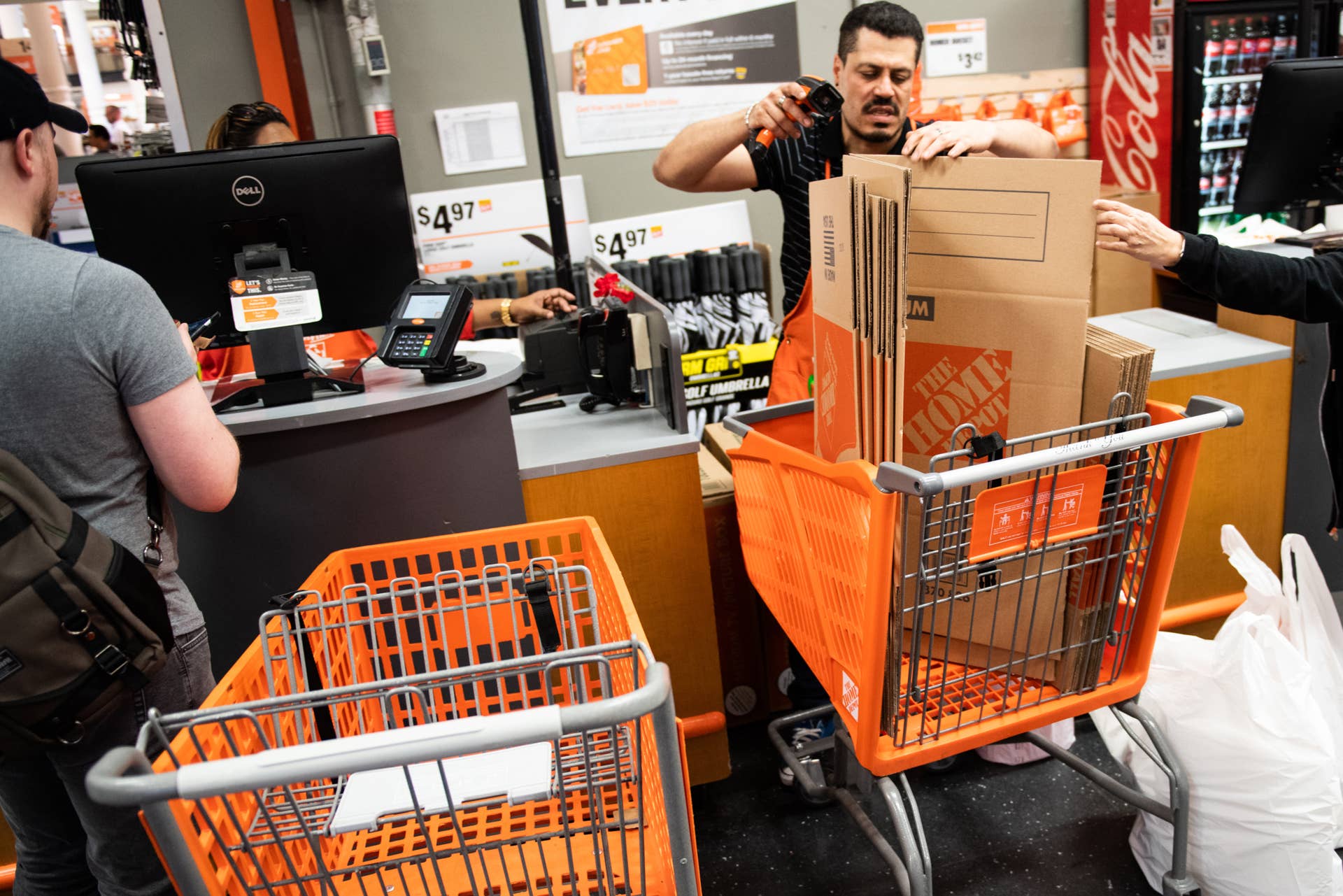How much does Home Depot pay? Hourly wages for new employees - TheStreet