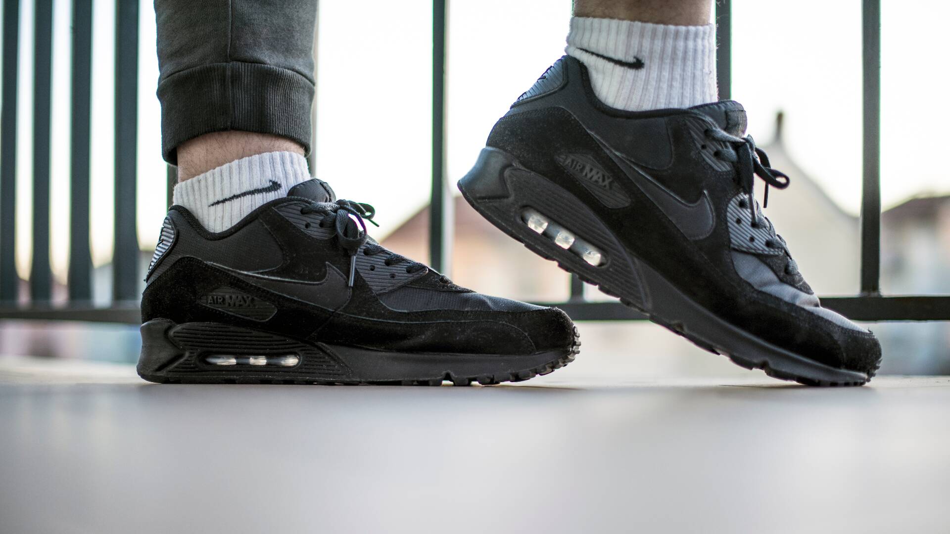 nike house shoes sneakers