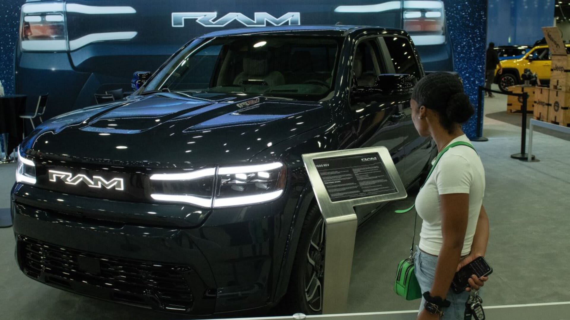 Stellantis makes a decision some Ram pickup fans will hate - TheStreet