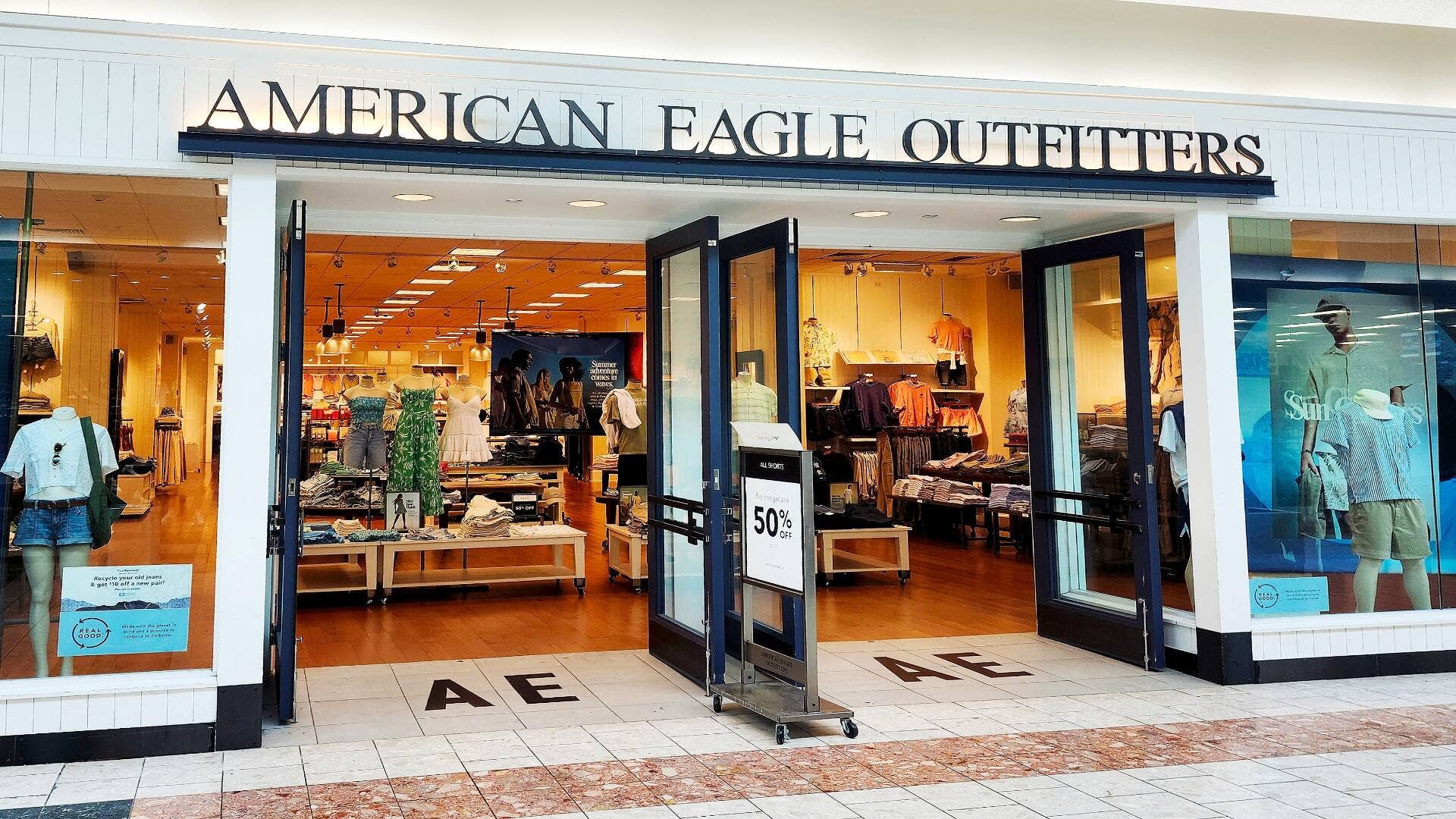 Sklep American Eagle Outfitters