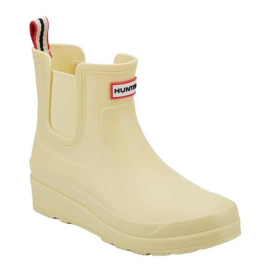 Hunter boots are over 40% off at Nordstrom Rack right now - TheStreet